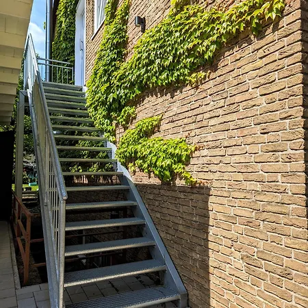 Mit Balkon In Hannover-ahlem * Hanóver